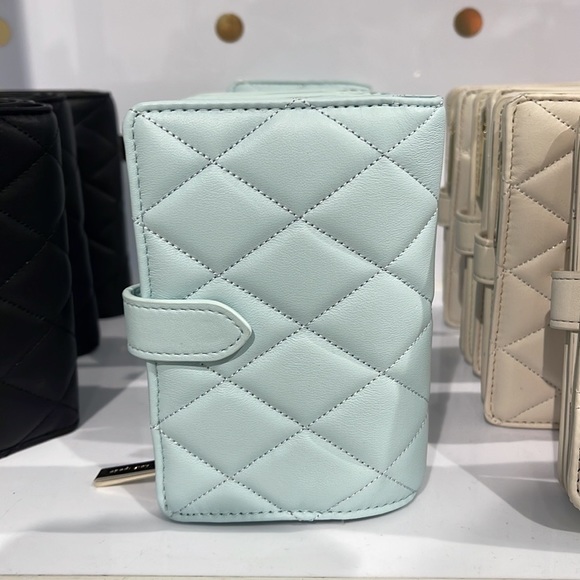 Kate Spade Carey Medium Compartment Bifold Wallet
COLOR: Turquoise - Picture 13 of 16